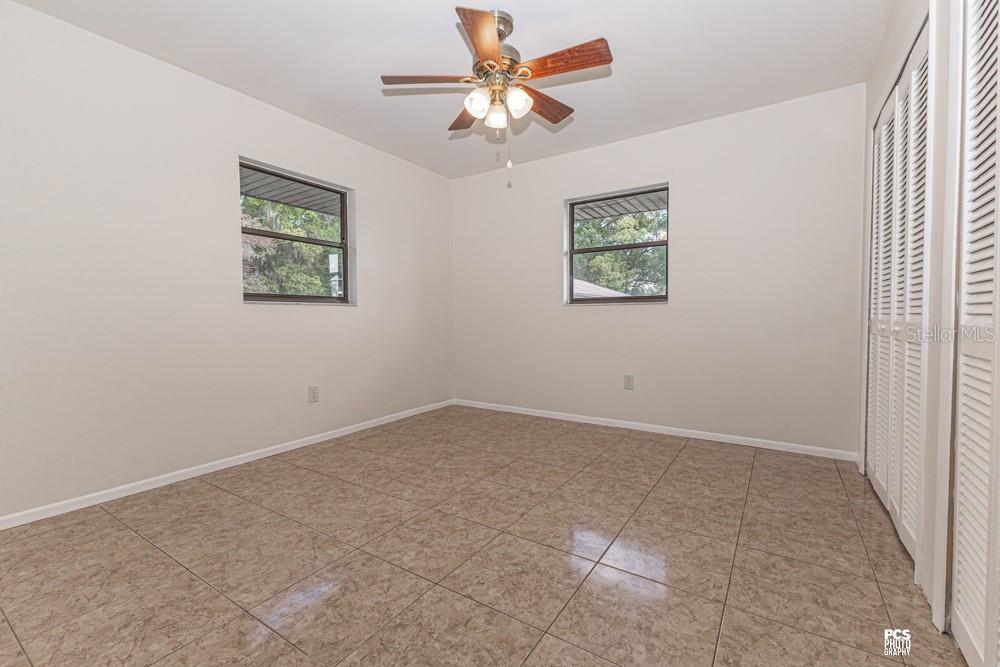 11589 NE 36TH ST, OXFORD, FL, 34484