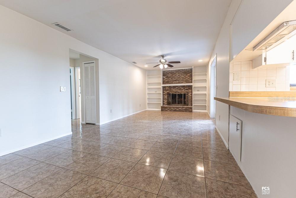 11589 NE 36TH ST, OXFORD, FL, 34484