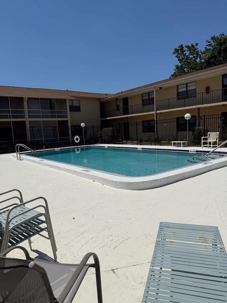 130 E JOHNSON AVE #205, LAKE WALES, FL, 33853