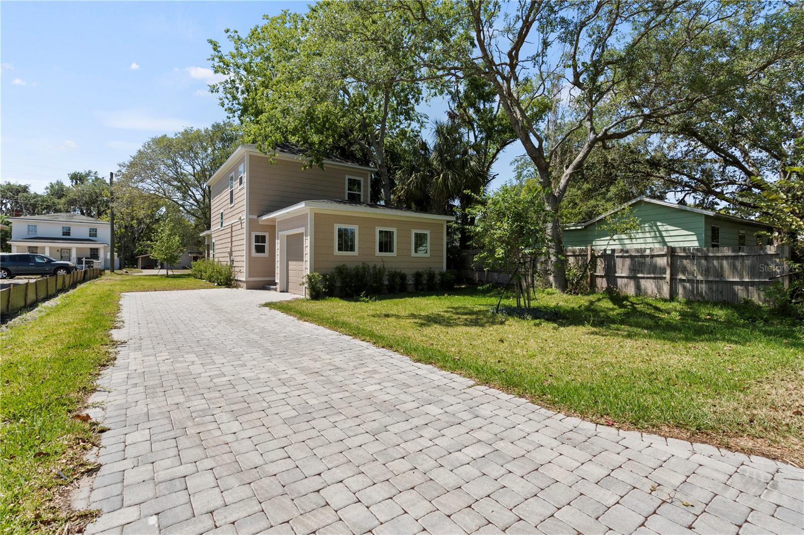 805 S LOCUST AVE, SANFORD, FL, 32771