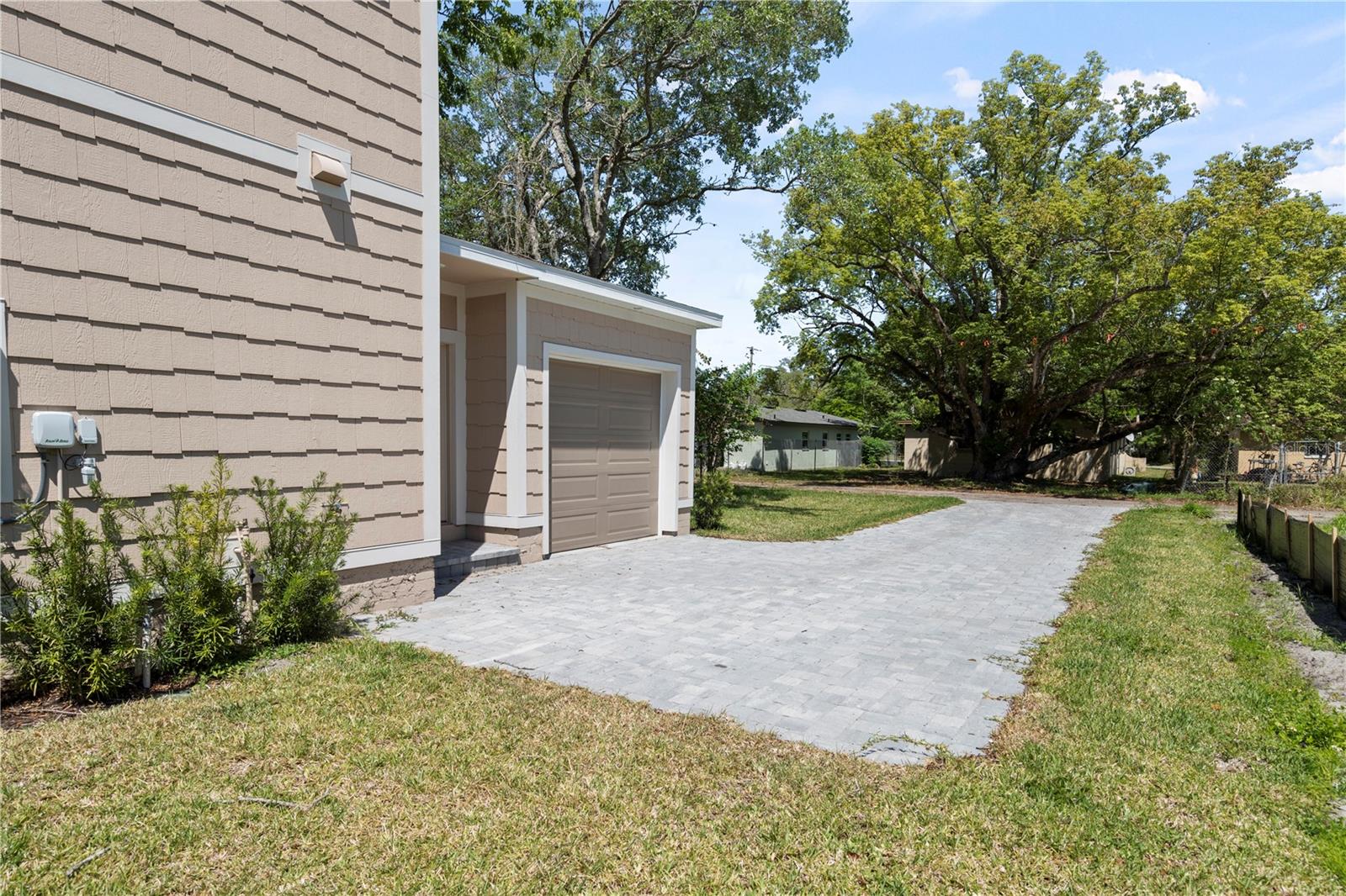 805 S LOCUST AVE, SANFORD, FL, 32771