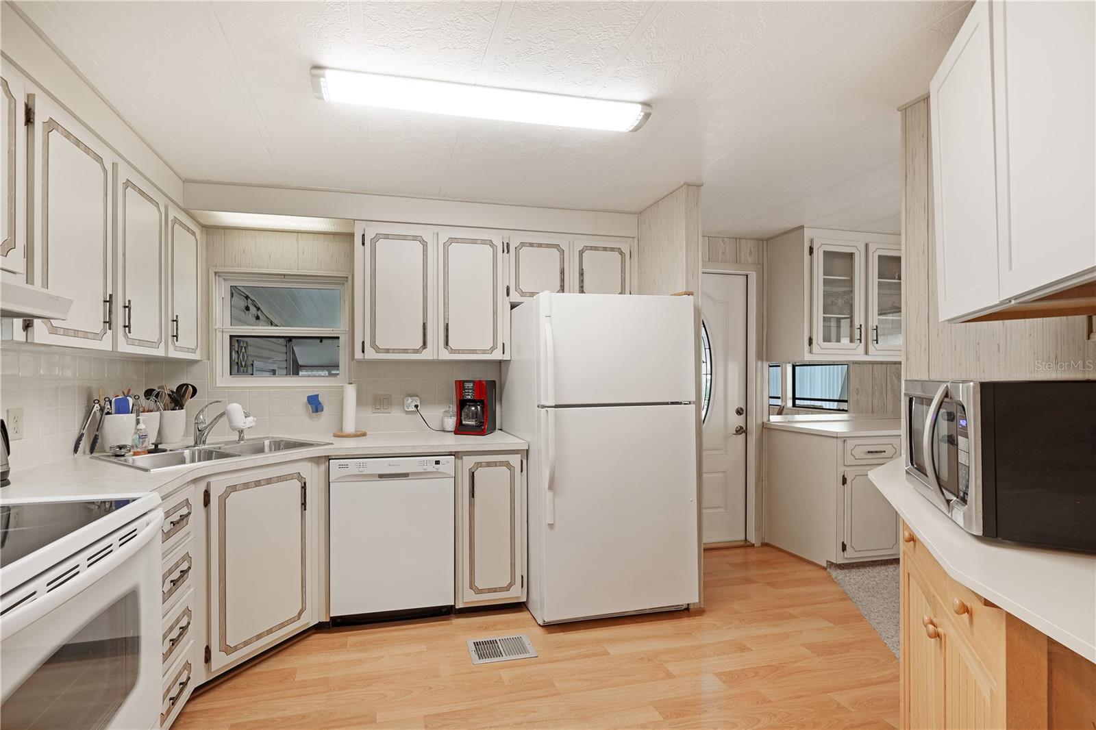 C7508773 Property Photo