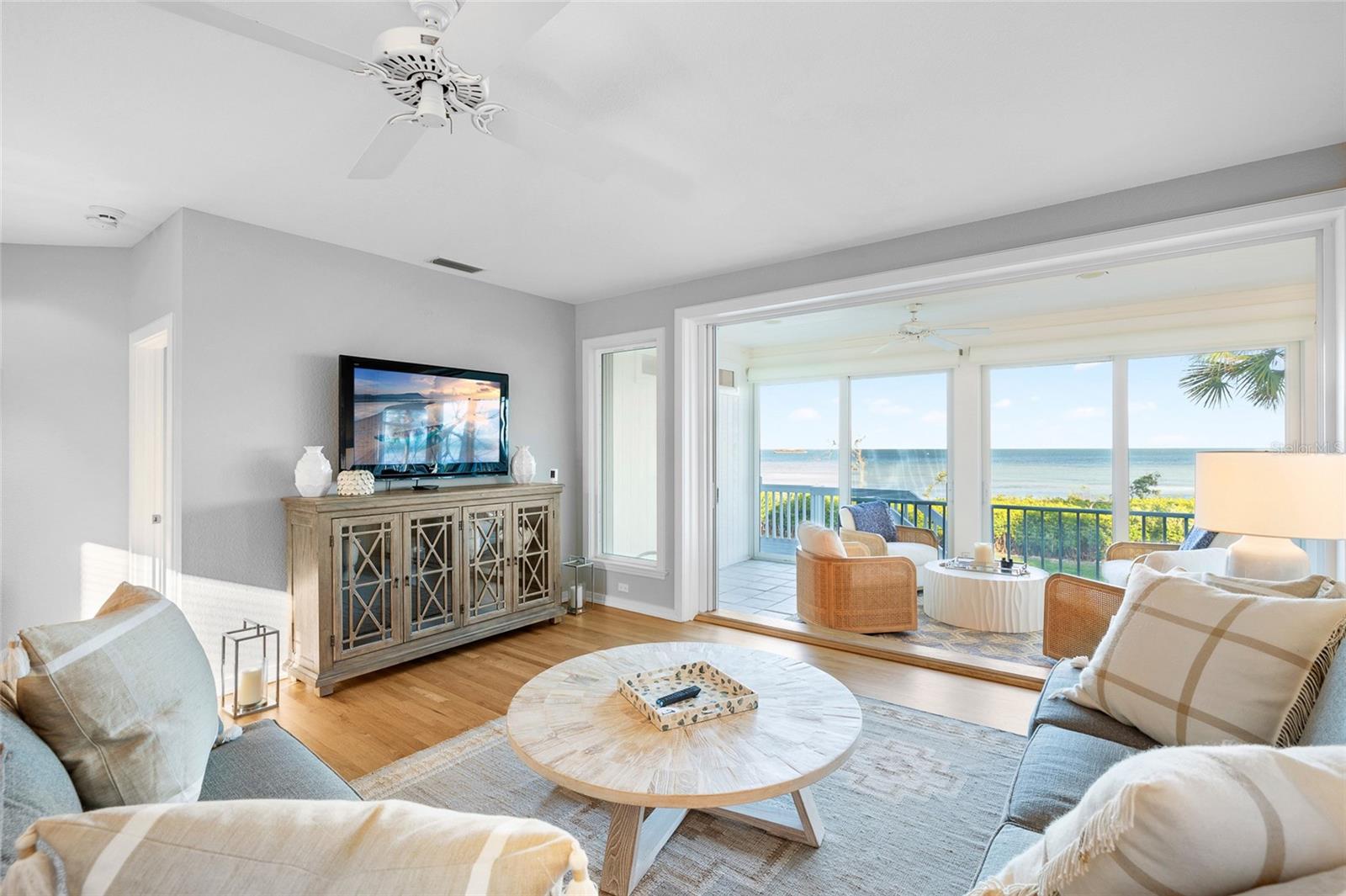 TB8375836 Property Photo