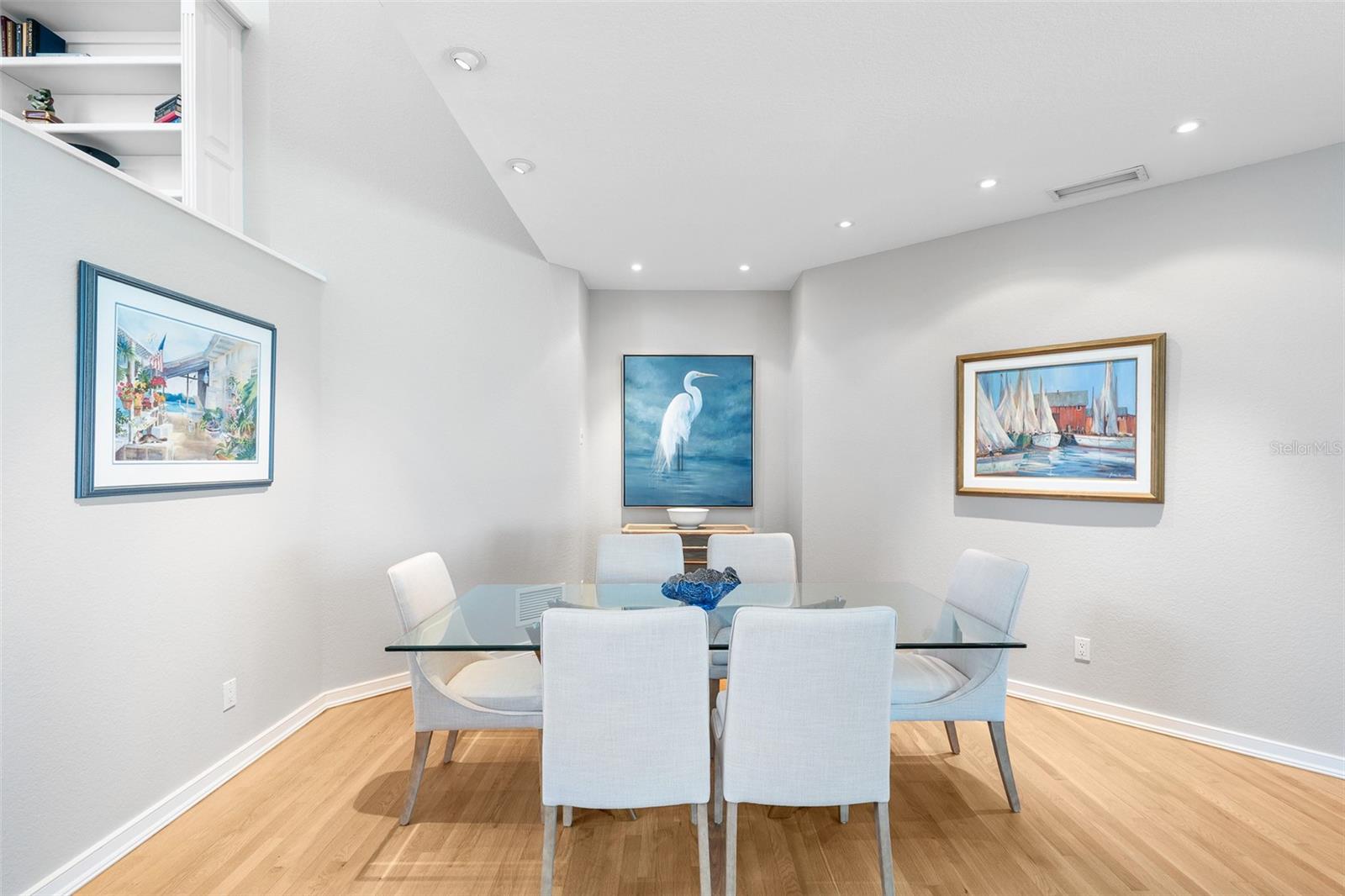 TB8375836 Property Photo