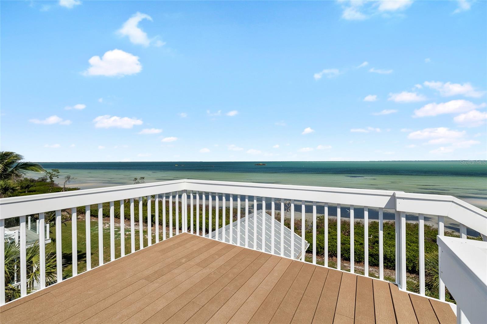 TB8375836 Property Photo