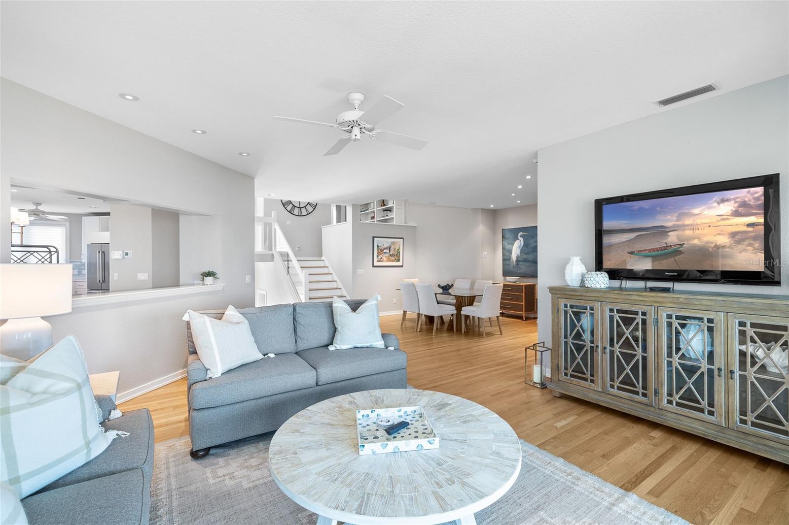 TB8375836 Property Photo