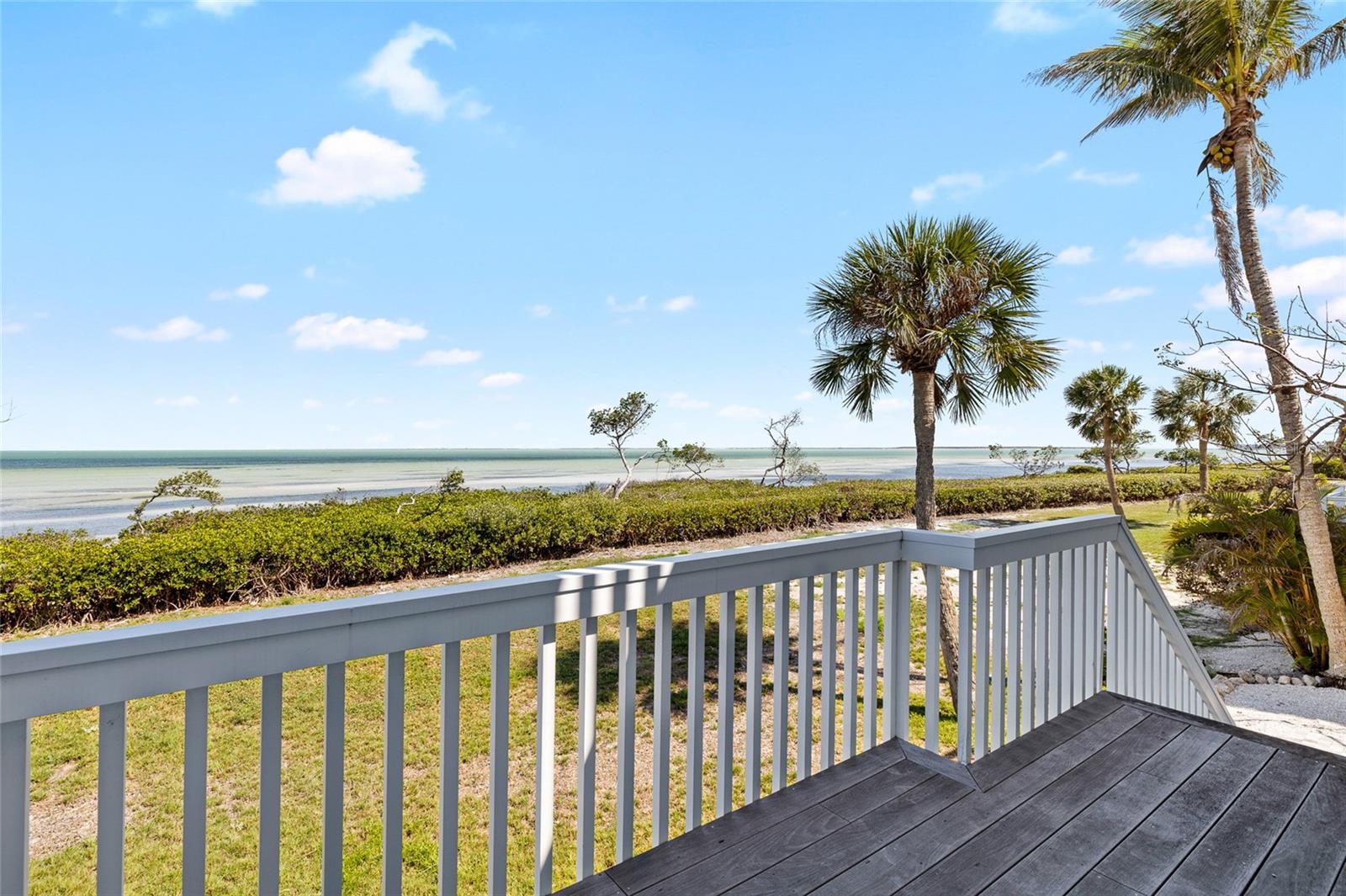 TB8375836 Property Photo