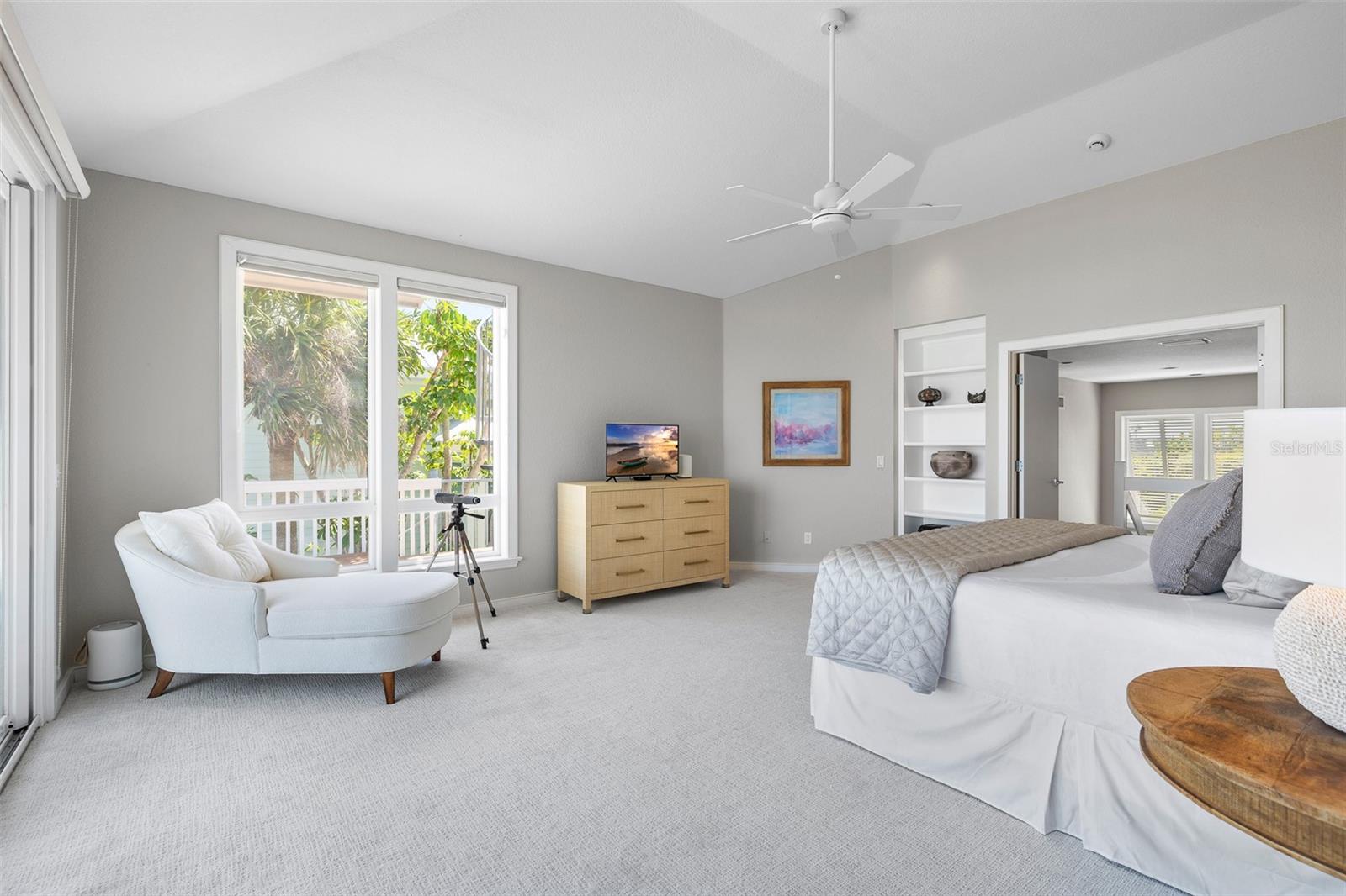 TB8375836 Property Photo