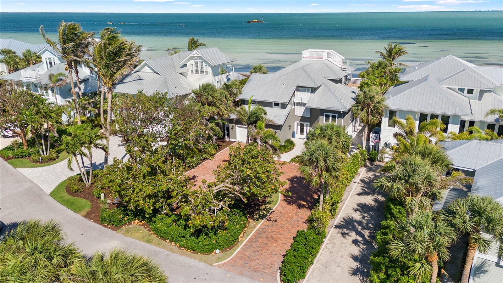 TB8375836 Property Photo