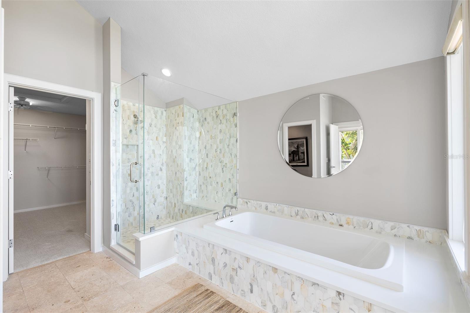 TB8375836 Property Photo