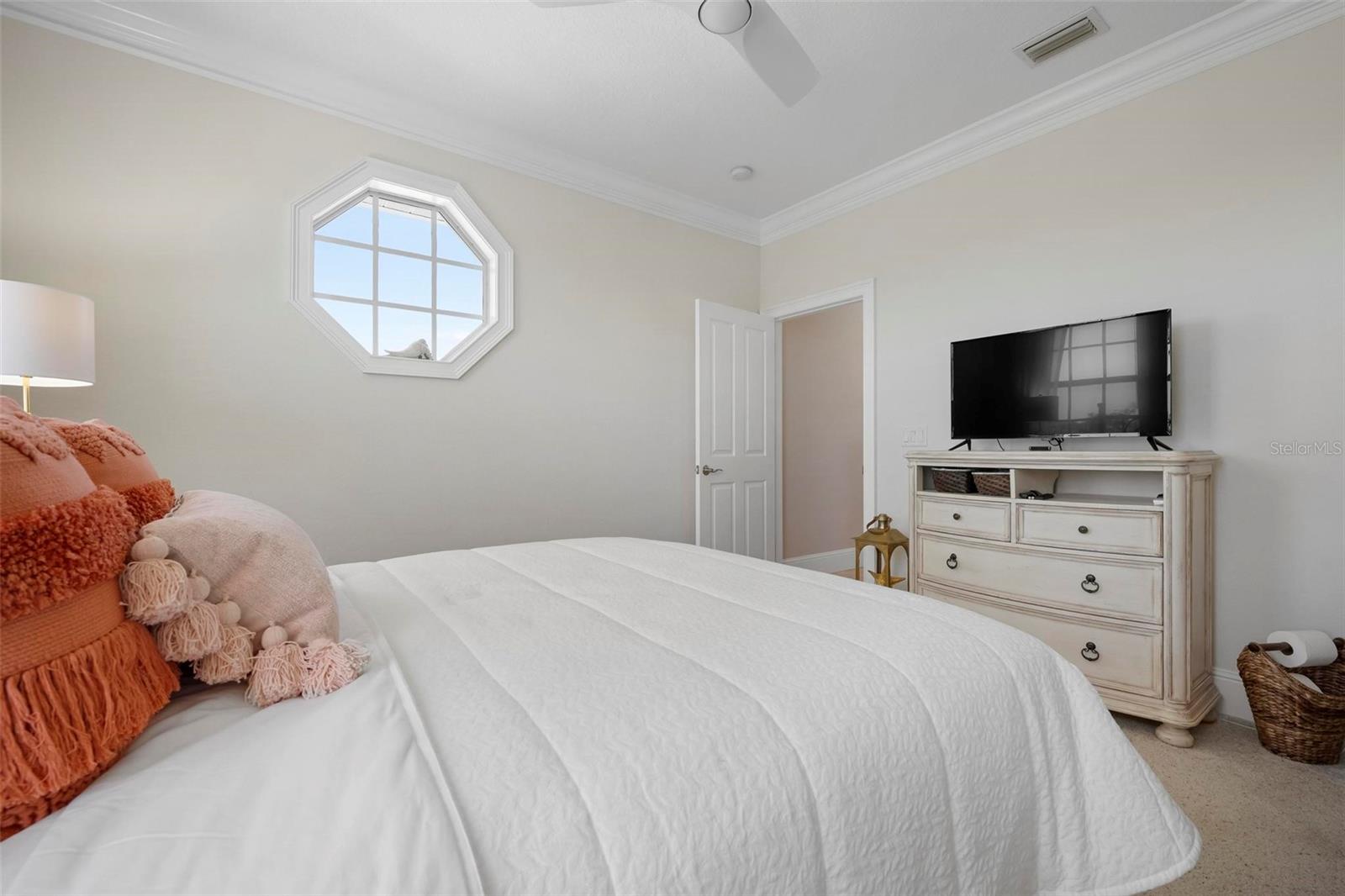 6802 68TH AVE E, BRADENTON, FL, 34203