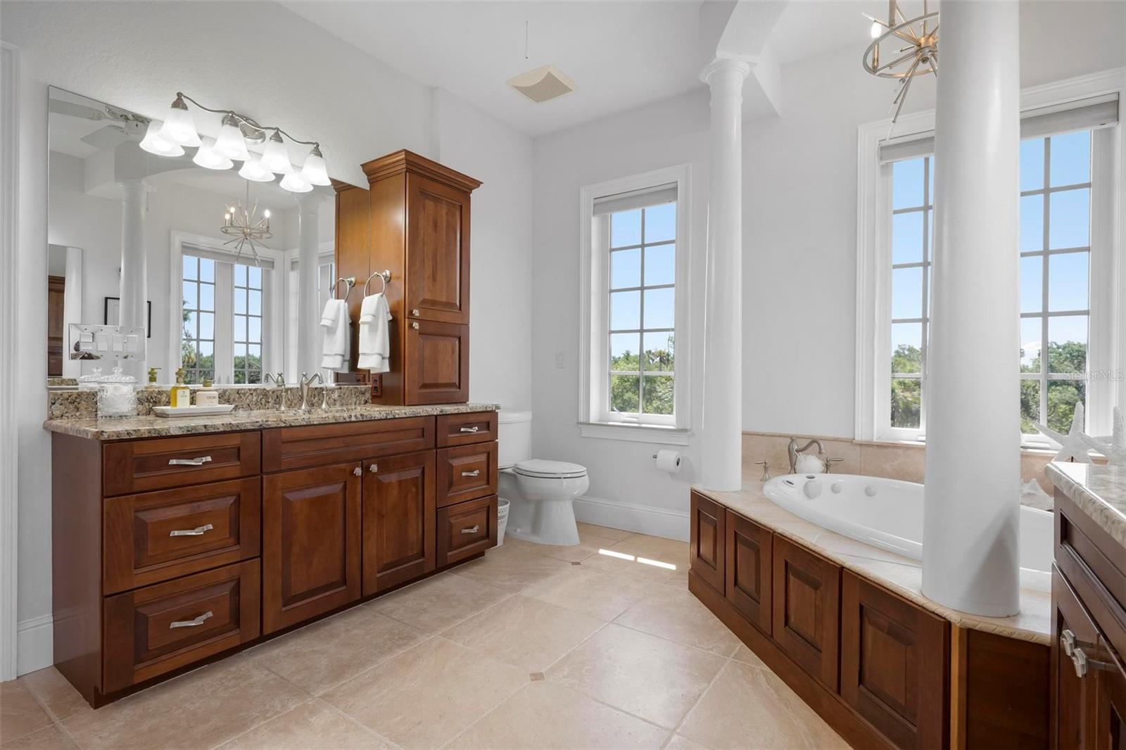 6802 68TH AVE E, BRADENTON, FL, 34203