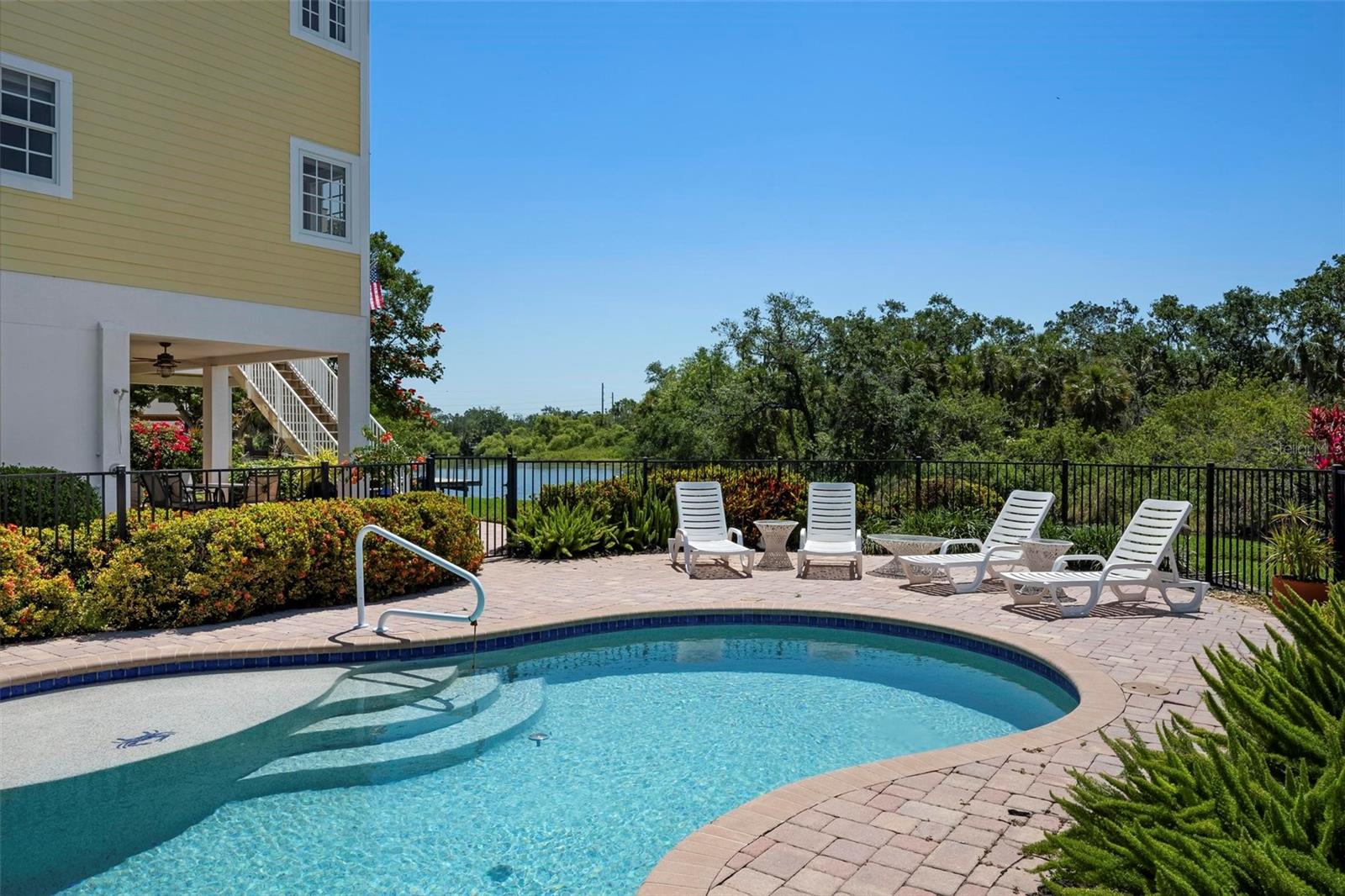 6802 68TH AVE E, BRADENTON, FL, 34203