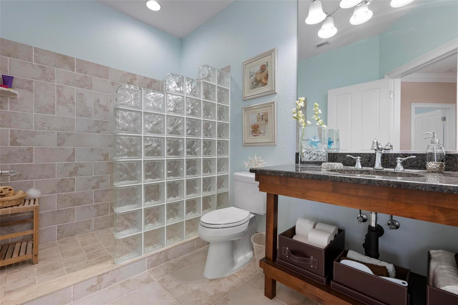 6802 68TH AVE E, BRADENTON, FL, 34203