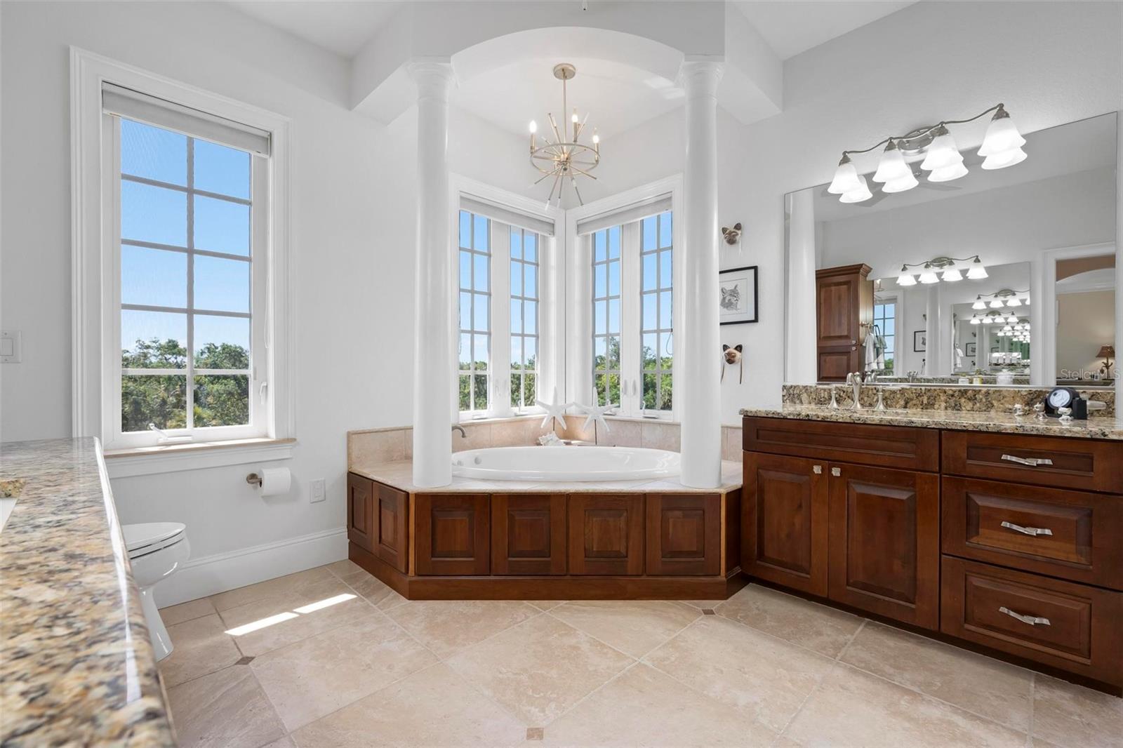 6802 68TH AVE E, BRADENTON, FL, 34203