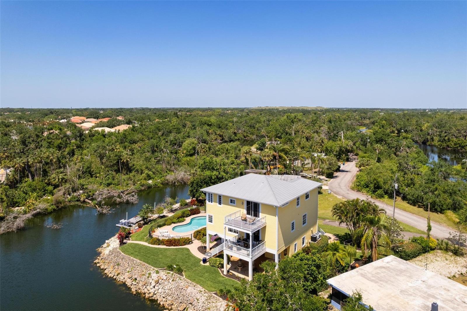 6802 68TH AVE E, BRADENTON, FL, 34203