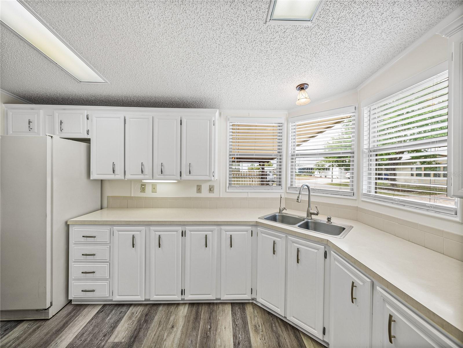 1823 SHERWOOD HILL DR, LAKELAND, FL, 33810