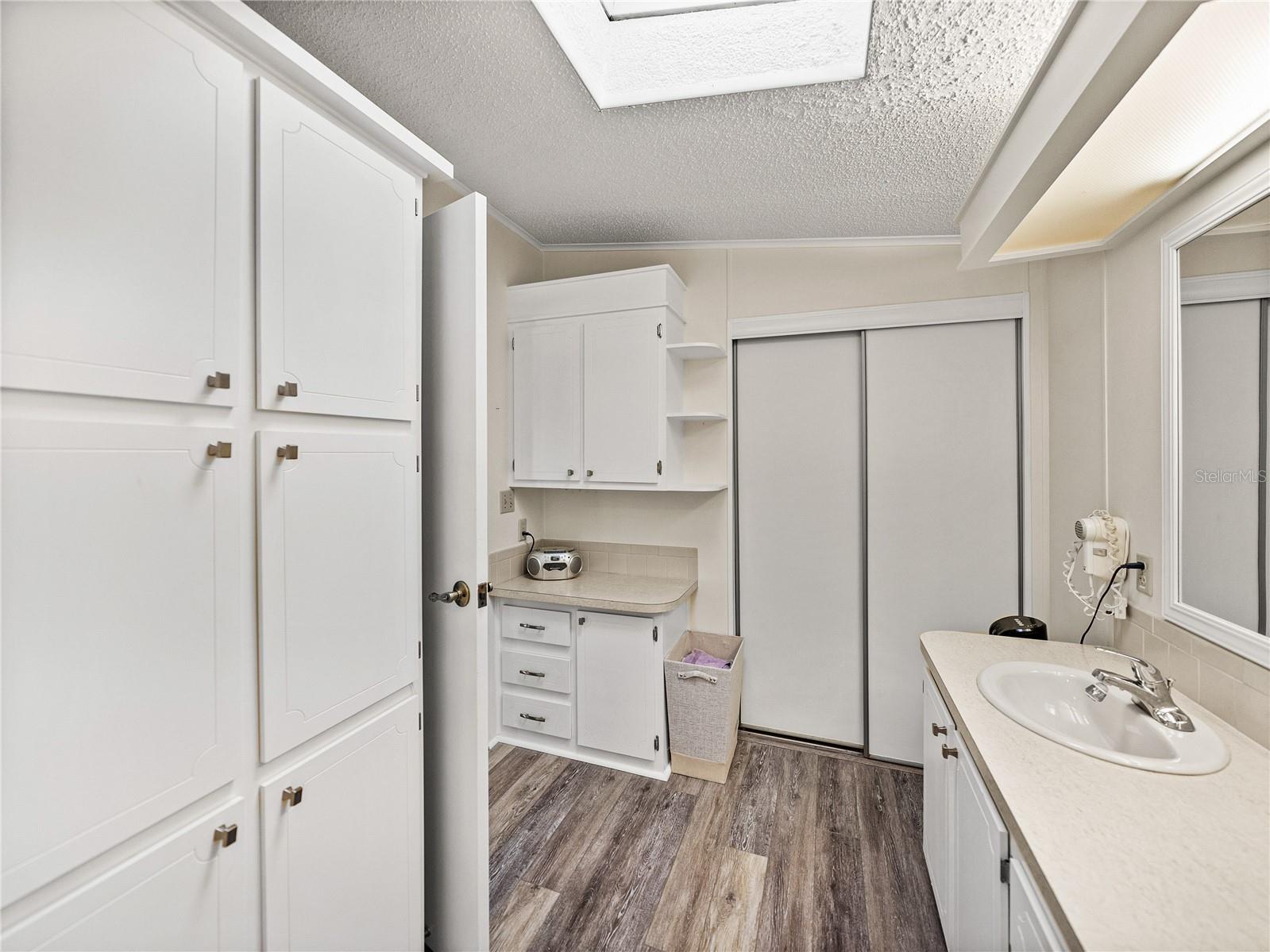 1823 SHERWOOD HILL DR, LAKELAND, FL, 33810