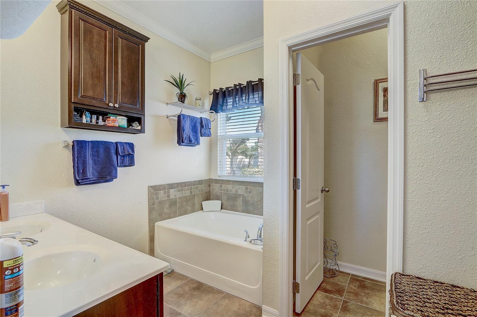 2827 MOONSTONE BND, KISSIMMEE, FL, 34758