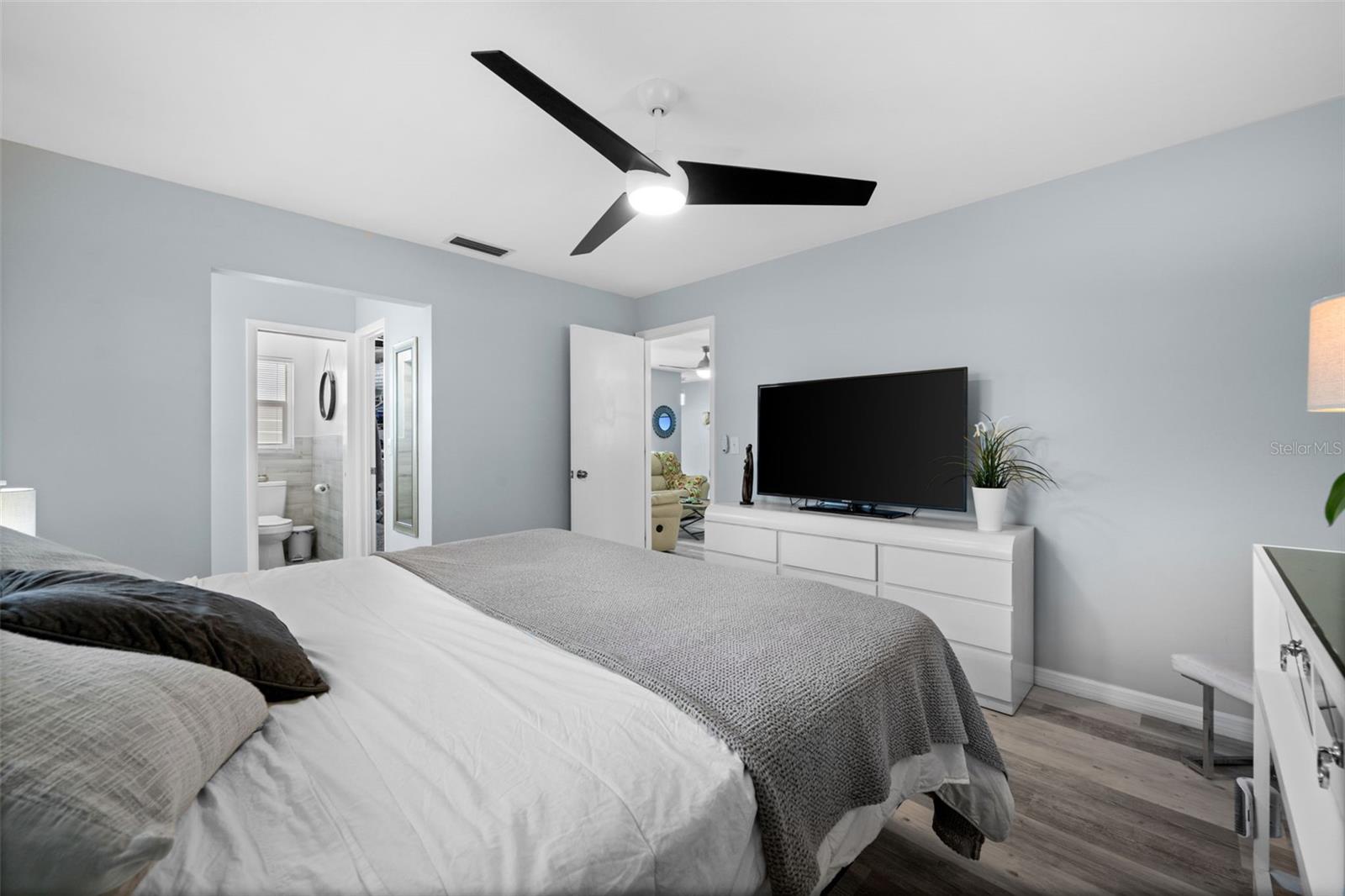 3355 ROSLYN RD, VENICE, FL, 34293