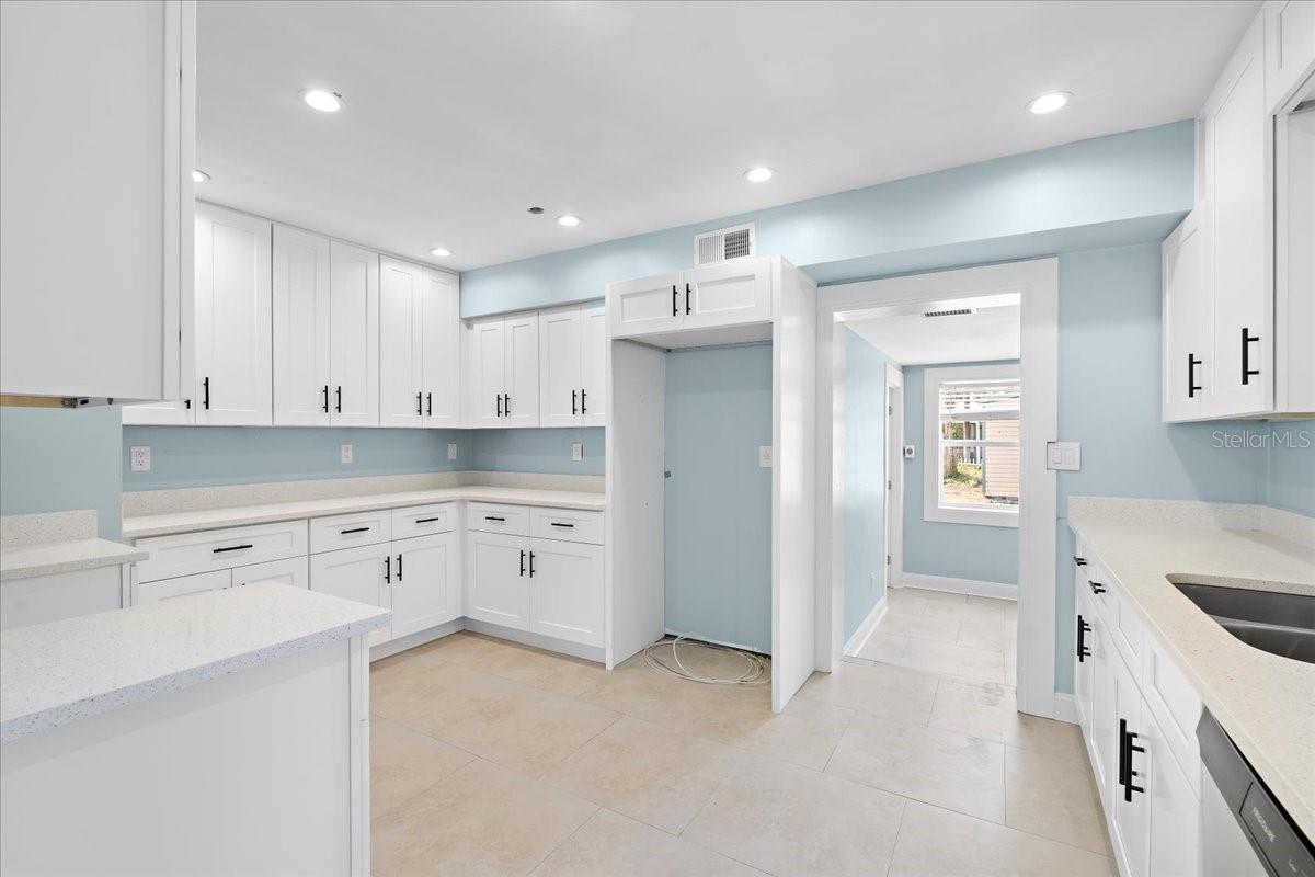 23491 HARPER AVE, PUNTA GORDA, FL, 33980