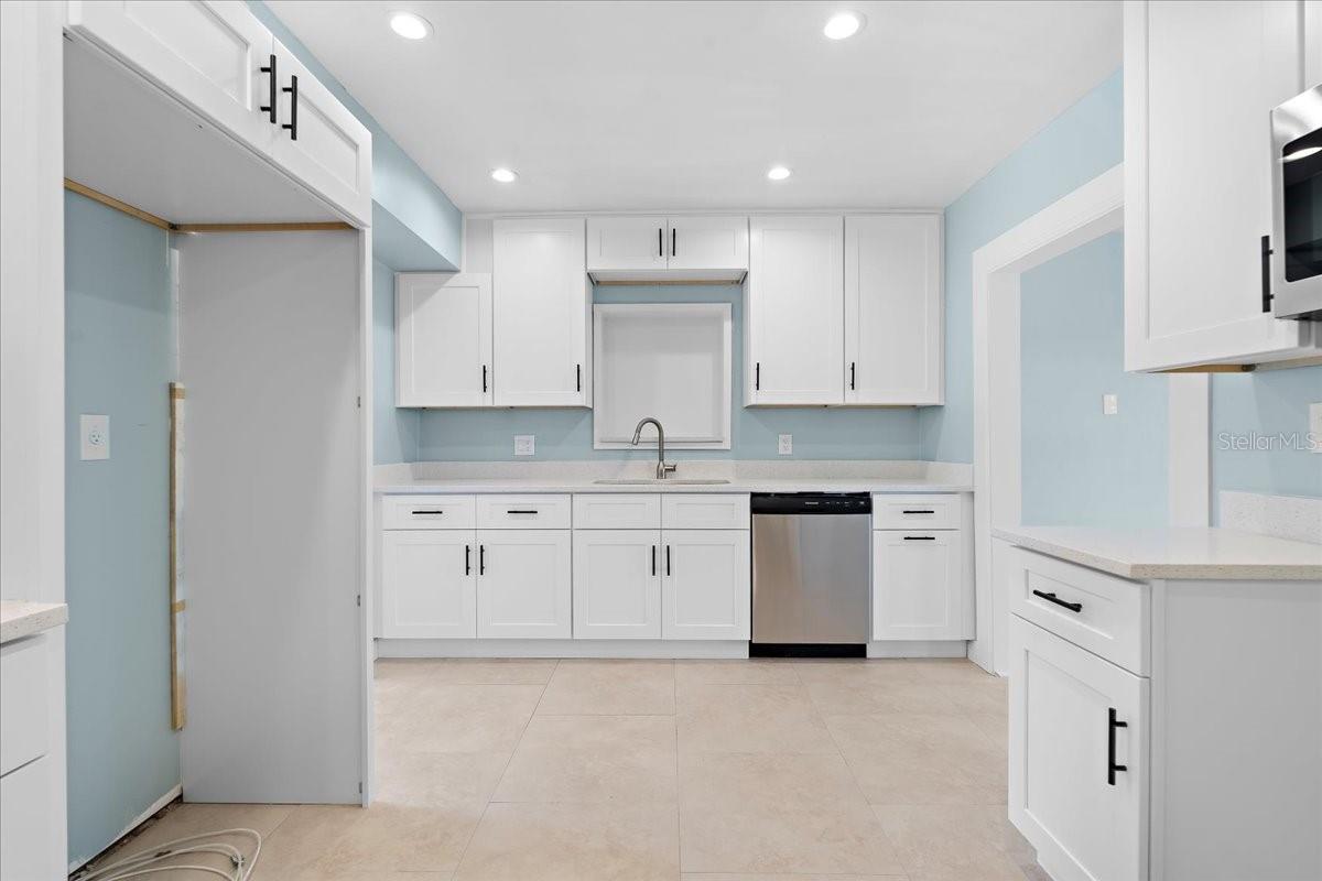 23491 HARPER AVE, PUNTA GORDA, FL, 33980