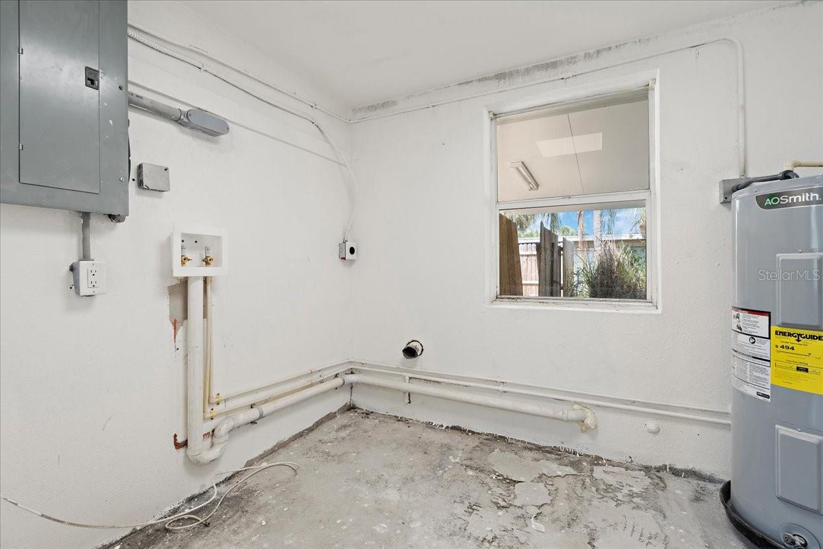 23491 HARPER AVE, PUNTA GORDA, FL, 33980