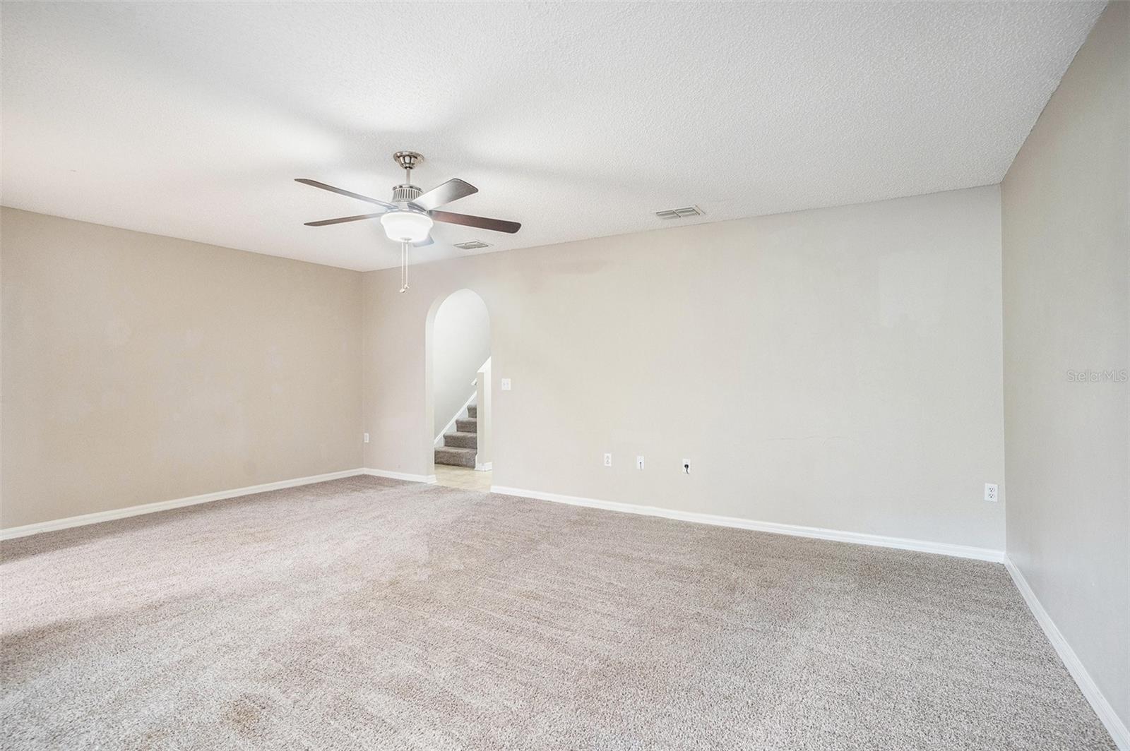 4708 ASHBURN SQUARE DR, TAMPA, FL, 33610