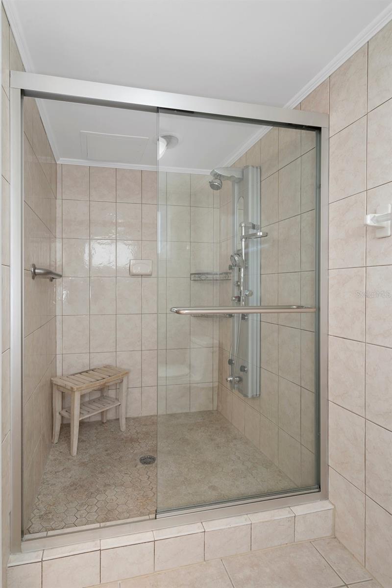 5980 SHORE BLVD S #312, GULFPORT, FL, 33707