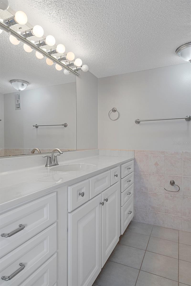 5980 SHORE BLVD S #312, GULFPORT, FL, 33707