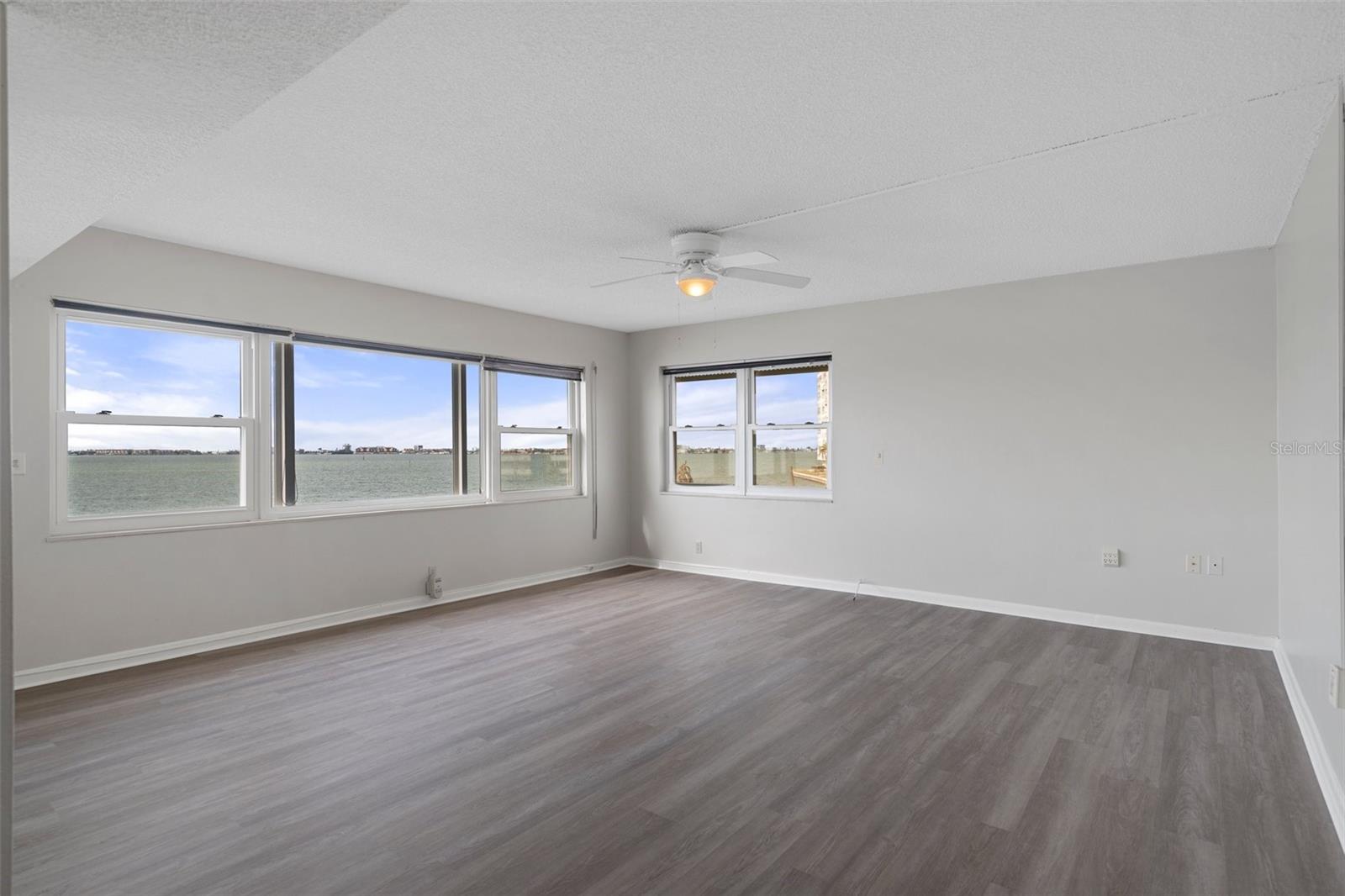 5980 SHORE BLVD S #312, GULFPORT, FL, 33707