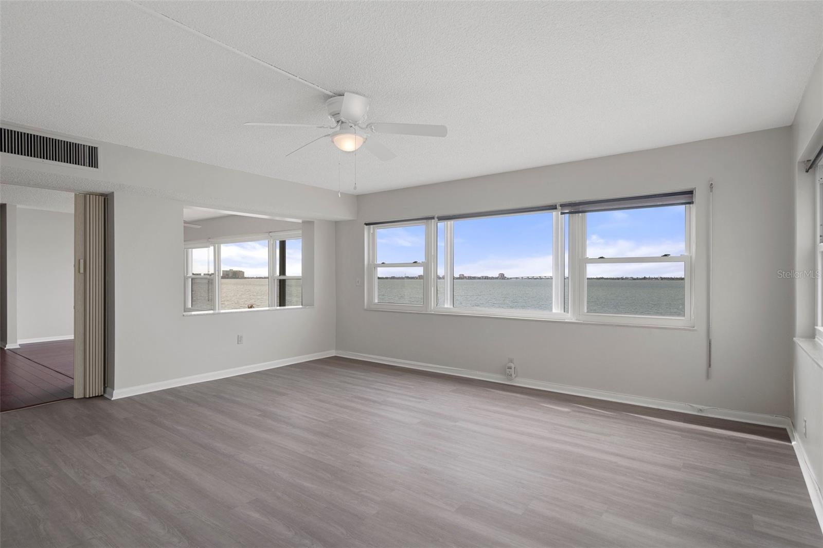 5980 SHORE BLVD S #312, GULFPORT, FL, 33707