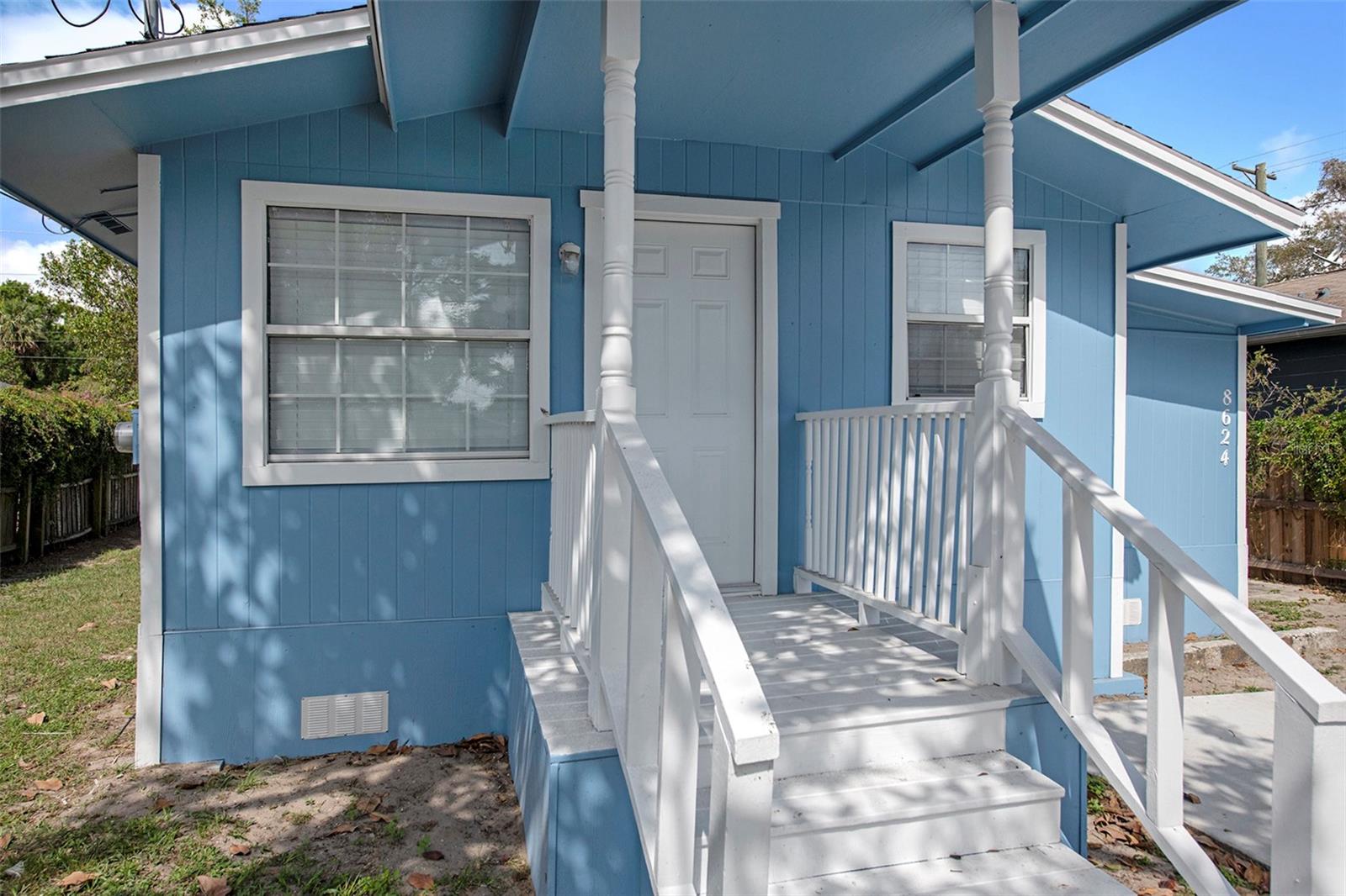 8624 N SEMMES ST, TAMPA, FL, 33604