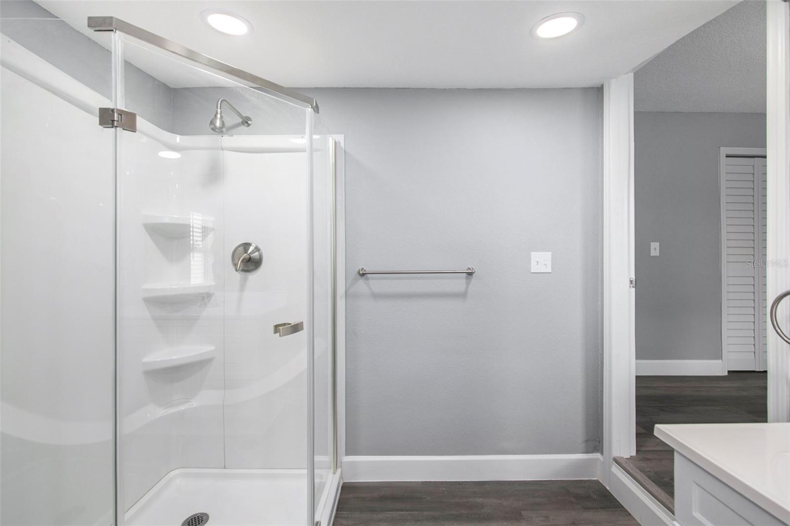 8624 N SEMMES ST, TAMPA, FL, 33604