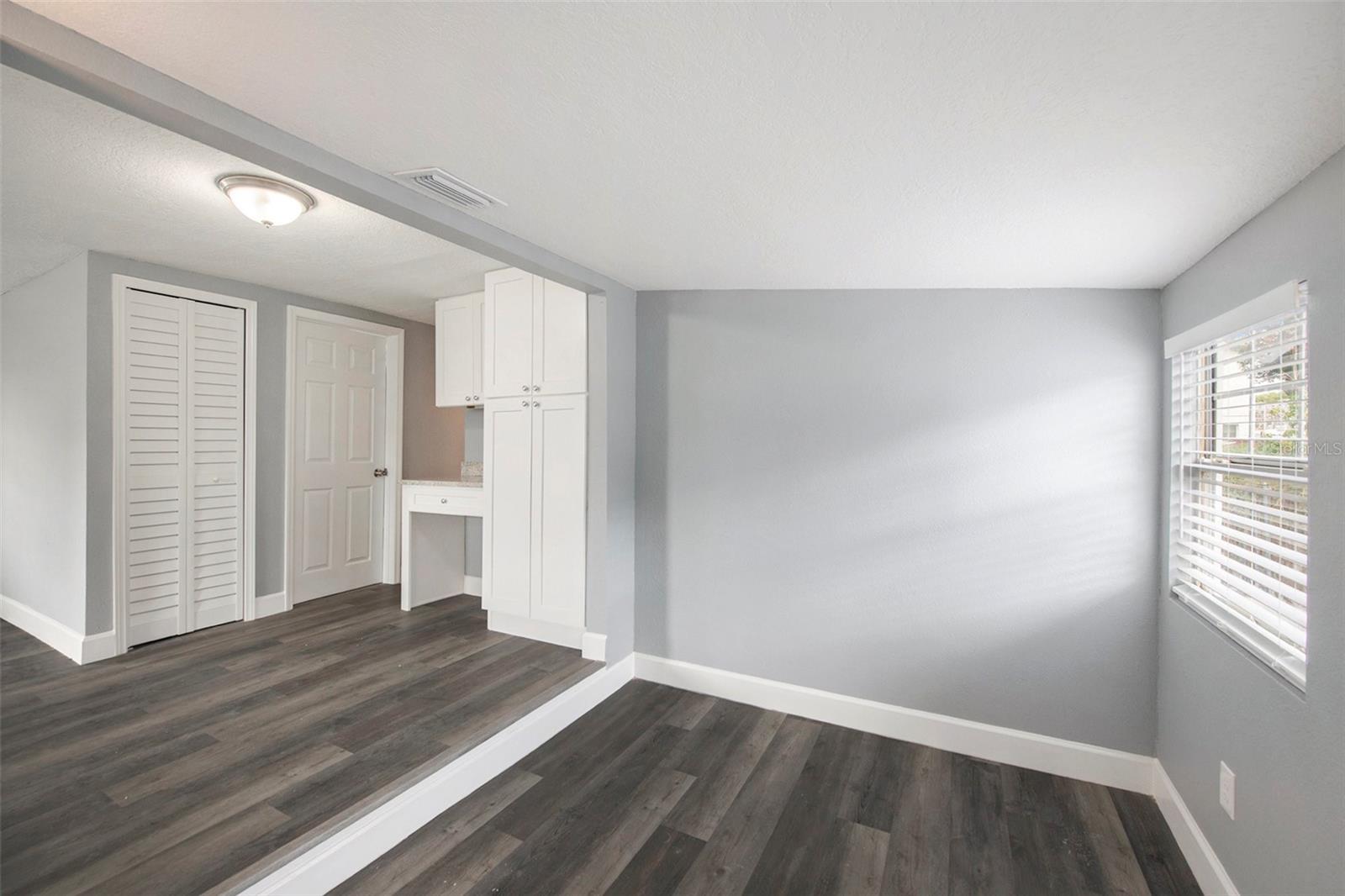 8624 N SEMMES ST, TAMPA, FL, 33604