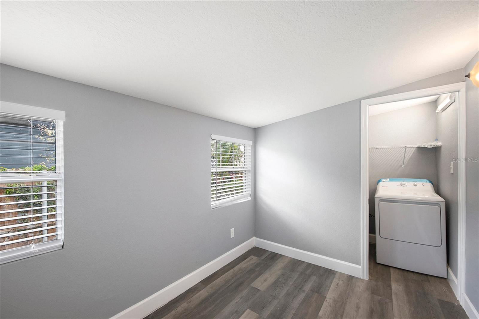 8624 N SEMMES ST, TAMPA, FL, 33604