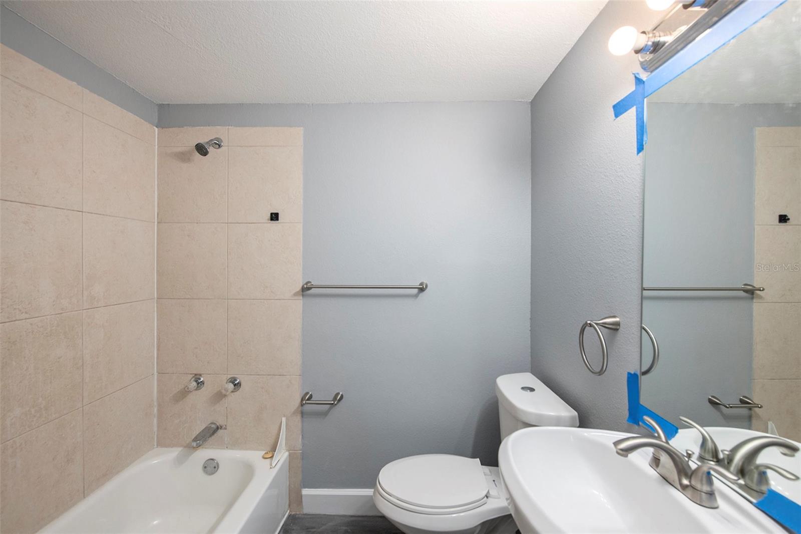 8624 N SEMMES ST, TAMPA, FL, 33604