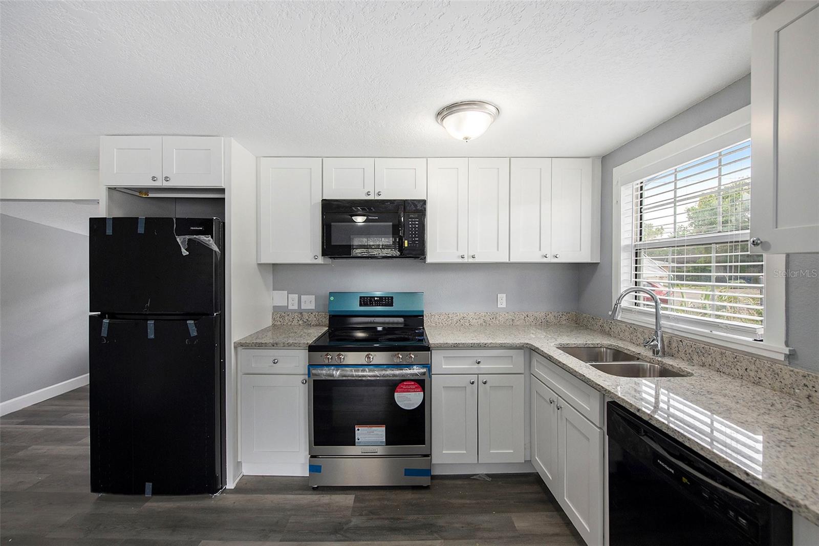 8624 N SEMMES ST, TAMPA, FL, 33604