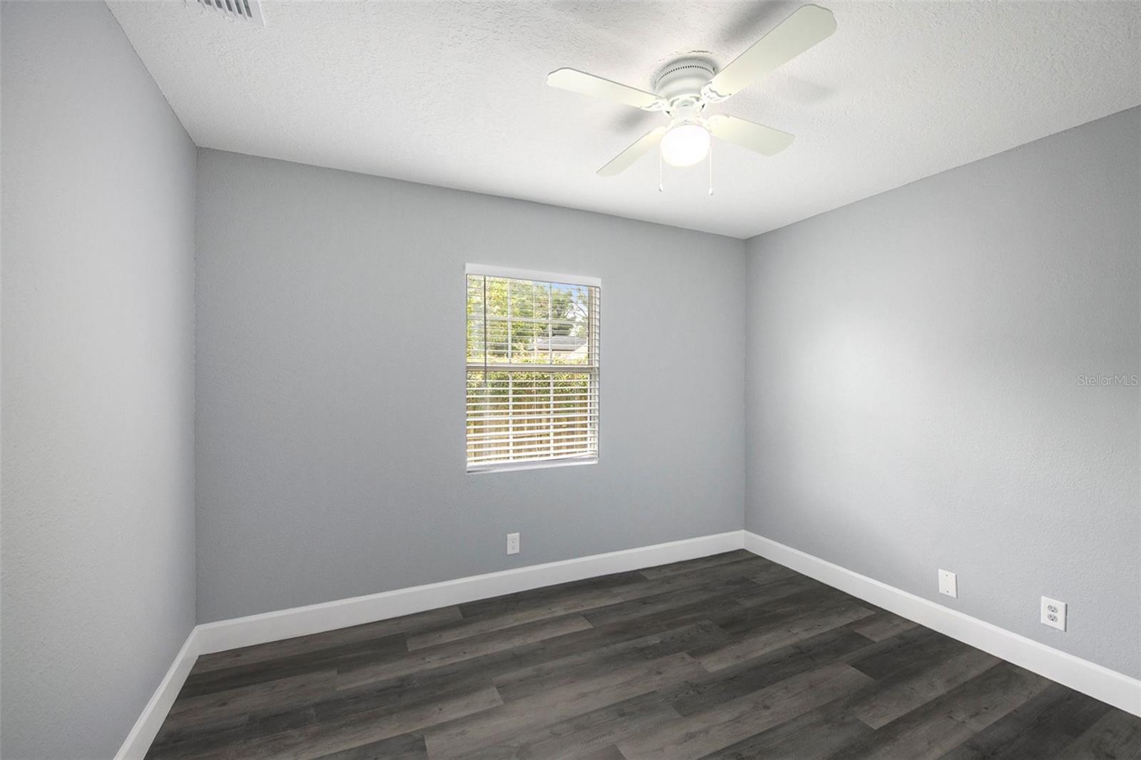 8624 N SEMMES ST, TAMPA, FL, 33604