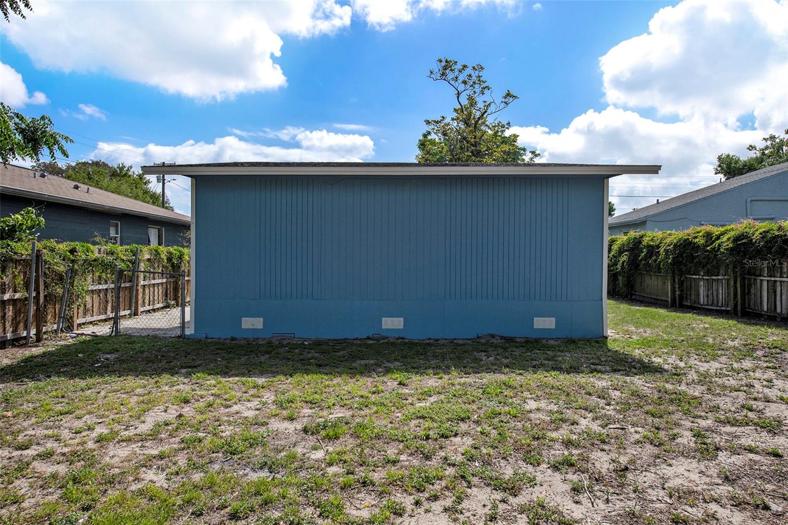 8624 N SEMMES ST, TAMPA, FL, 33604