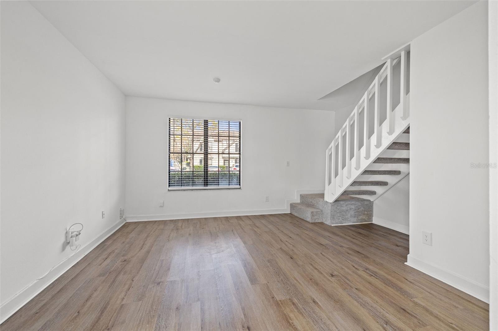 16512 BRIGADOON DR, TAMPA, FL, 33618