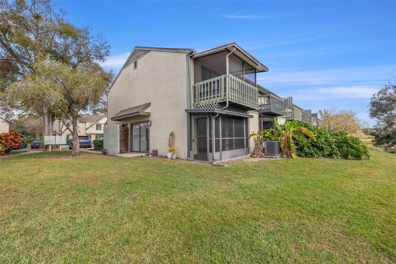 16512 BRIGADOON DR, TAMPA, FL, 33618