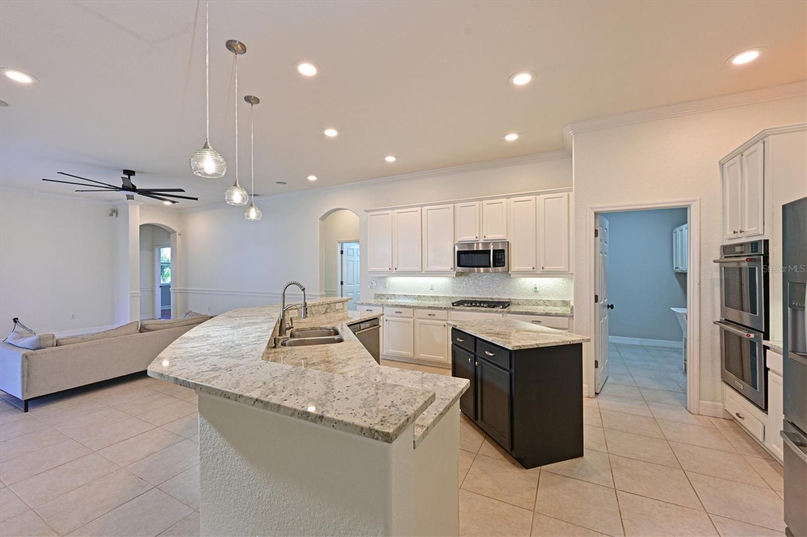 10411 WINDING STREAM WAY, BRADENTON, FL, 34212