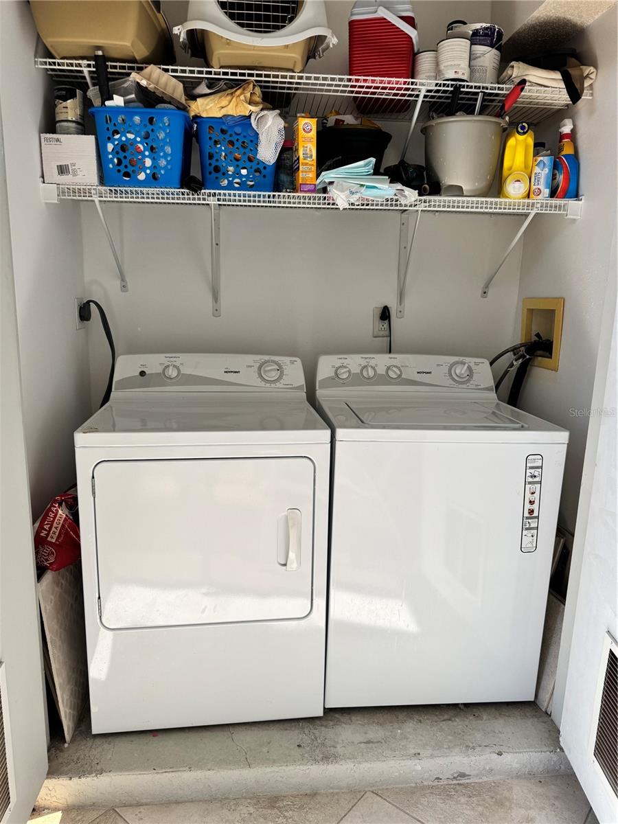 215 NINA WAY, OLDSMAR, FL, 34677