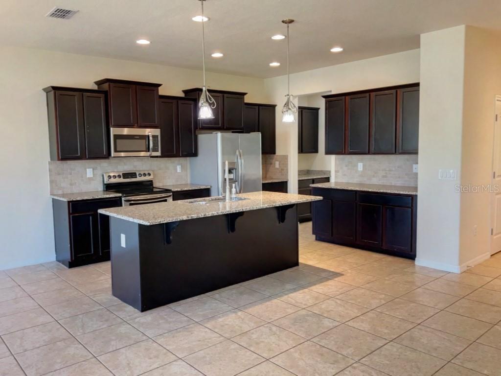 4058 BROOKSHIRE CIR, EUSTIS, FL, 32736