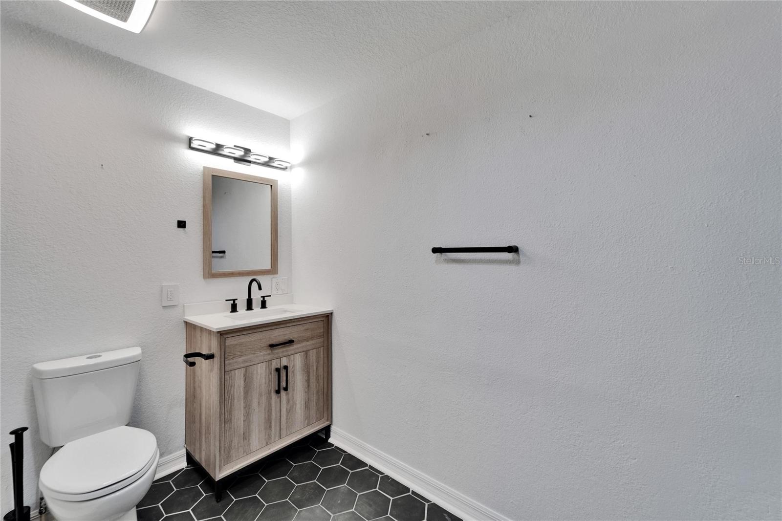 7102 N TALIAFERRO AVE, TAMPA, FL, 33604