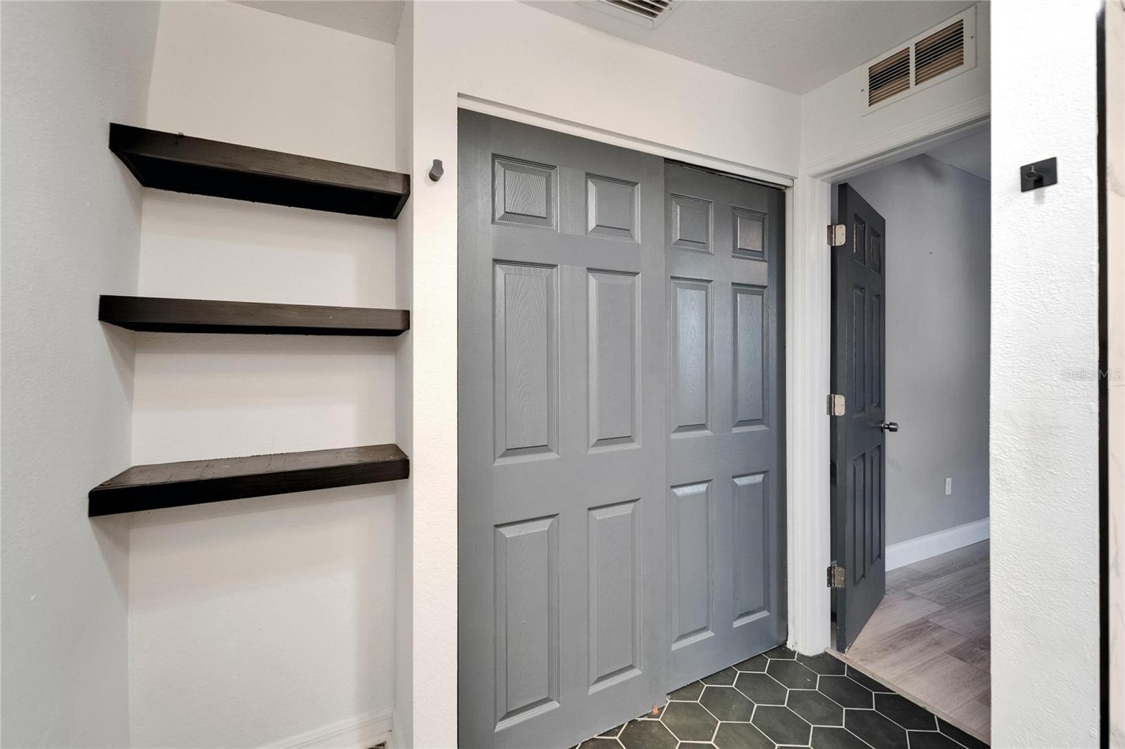 7102 N TALIAFERRO AVE, TAMPA, FL, 33604