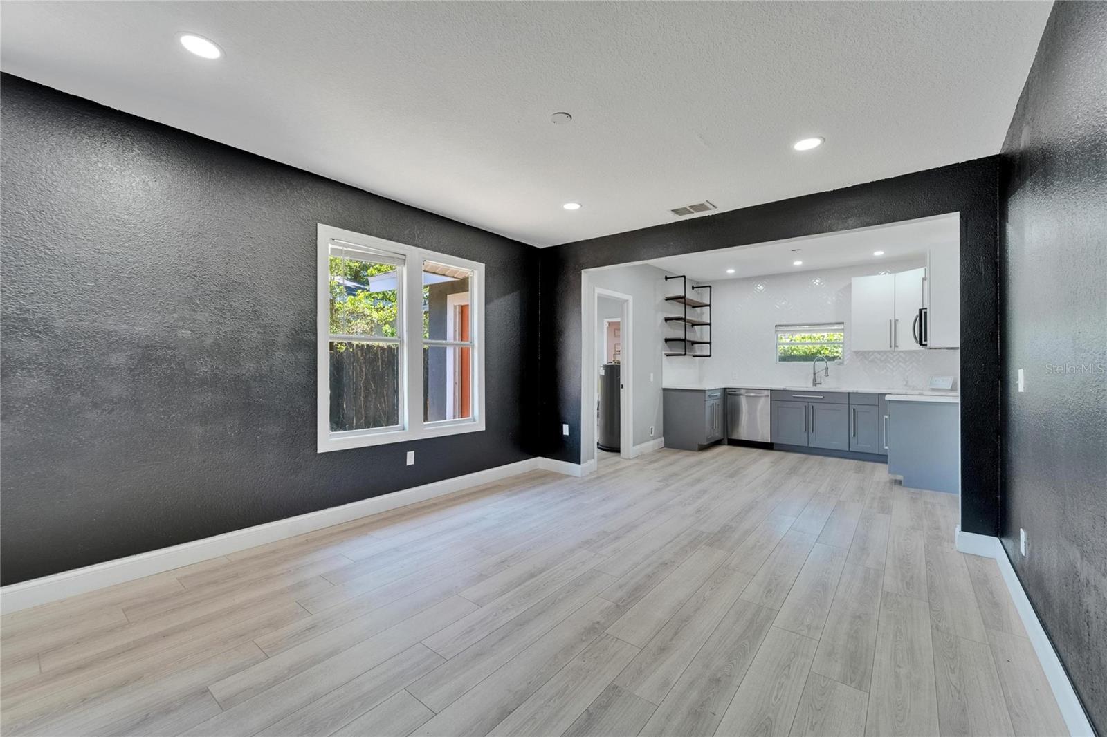 7102 N TALIAFERRO AVE, TAMPA, FL, 33604