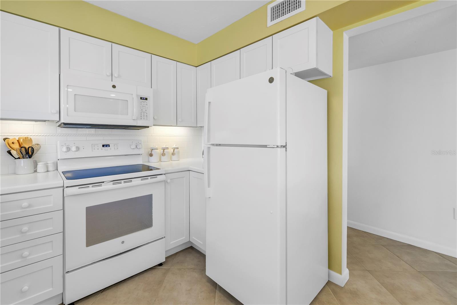 3500 EL CONQUISTADOR PKWY #117, BRADENTON, FL, 34210