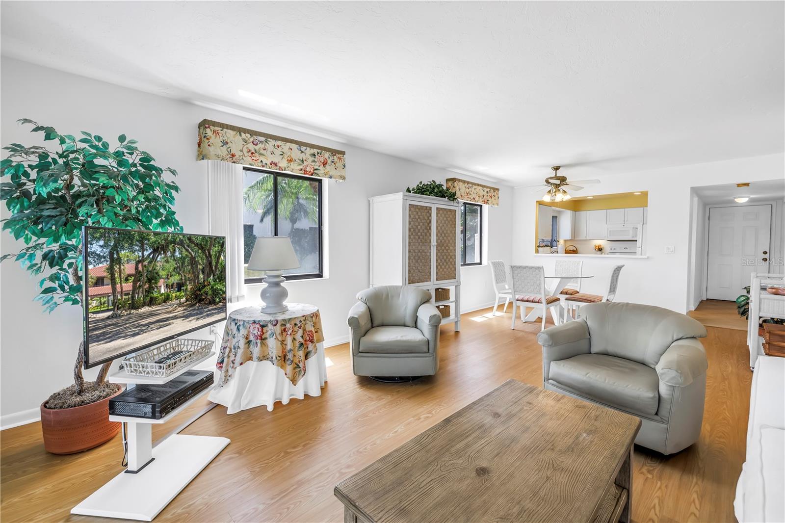 3500 EL CONQUISTADOR PKWY #117, BRADENTON, FL, 34210